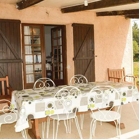 Three-bedroom Holiday In بيت للعطل Cargèse