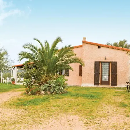 Three-bedroom Holiday In *